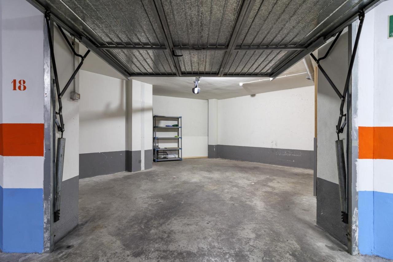 Сasa de vacaciones Beautiful Duplex-city Center. Parking By The House *