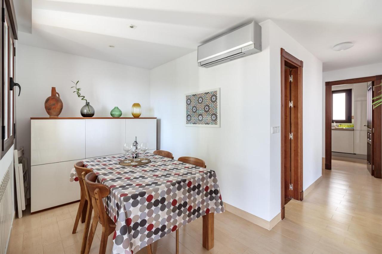 Сasa de vacaciones Beautiful Duplex-city Center. Parking By The House Granada